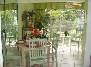 1222 Gordon Dr APT 17, Naples, FL 34102
