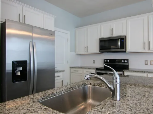 8333 Rearing Ln, Lake Worth, FL 33467
