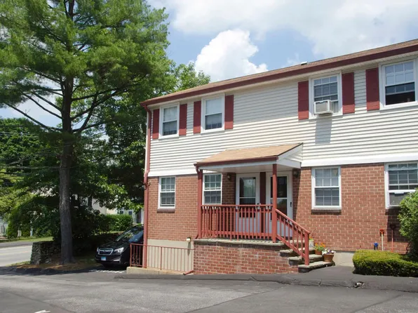 1283 Hope St APT 1, Stamford, CT 06907