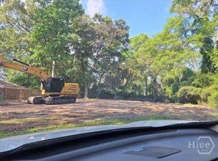 303 Quarterman Drive, Savannah, GA 31410