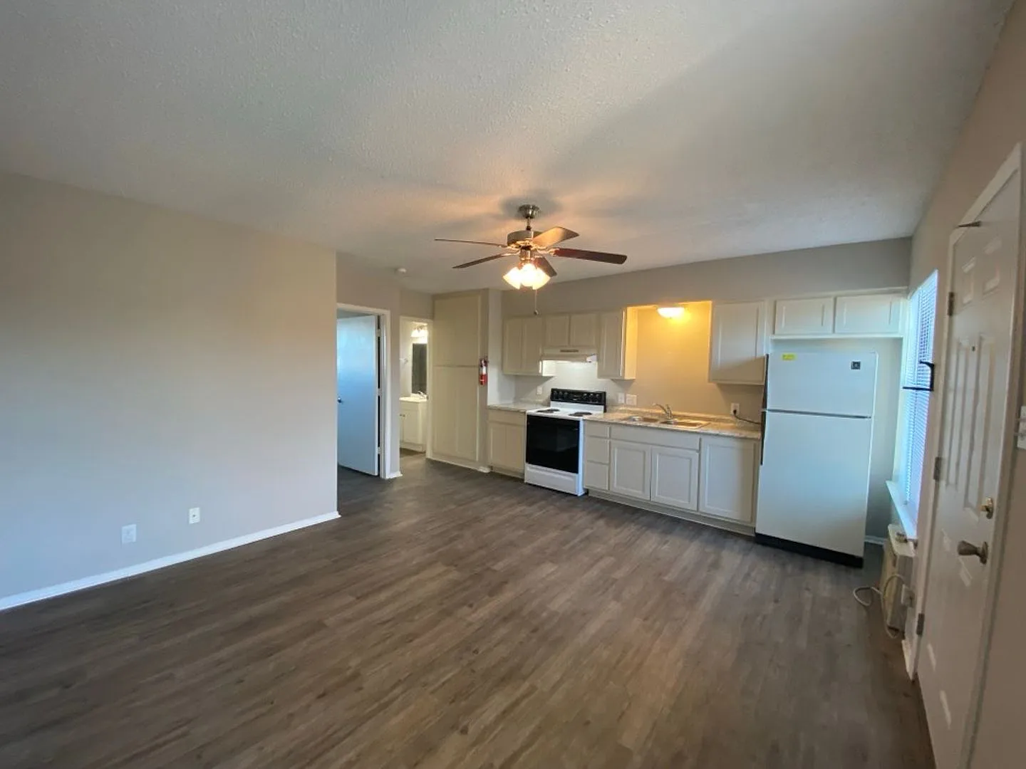 San Antonio St. Lofts — Photo 3
