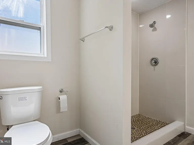 55 Shawnee Ave — Photo 28
