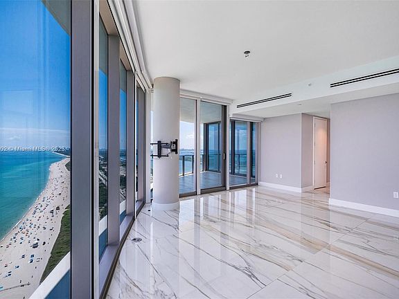 4th image of 15701 Collins Ave Unit 2905