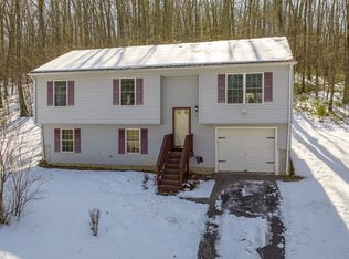 62 Vinton Rd, Holland, MA 01521