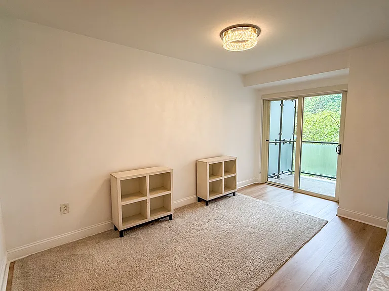4201 Cathedral Ave NW #321E — Photo 8