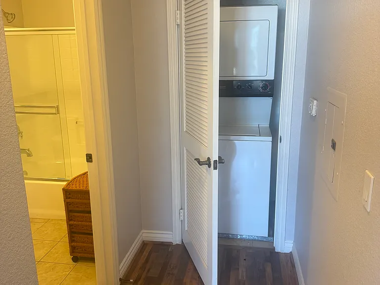 4175 Executive Dr #406G — Photo 19