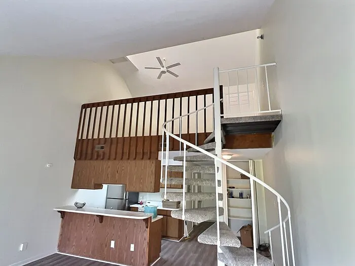 1 bed, 1.0 bath, 590 sqft, $1,200 — Photo 3