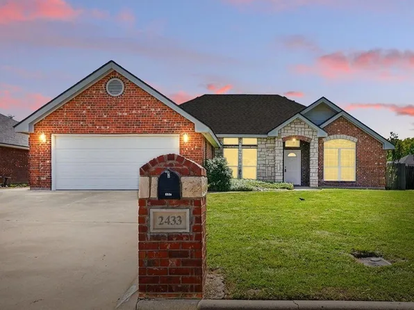 2433 Township Ct, Abilene, TX 79601