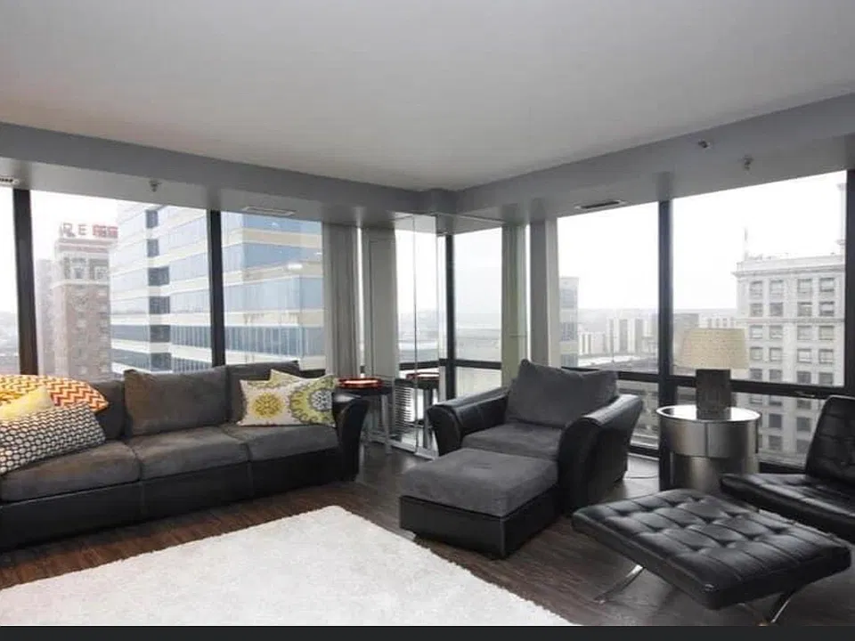 123 SW Jefferson Ave #12