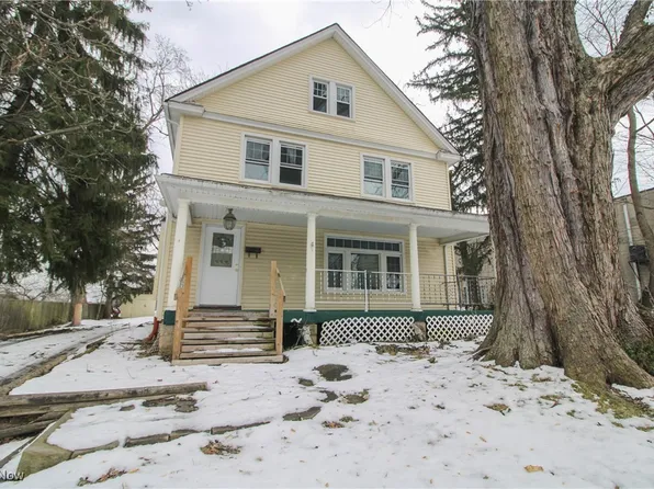 29 Rebecca Ave, Hubbard, OH 44425