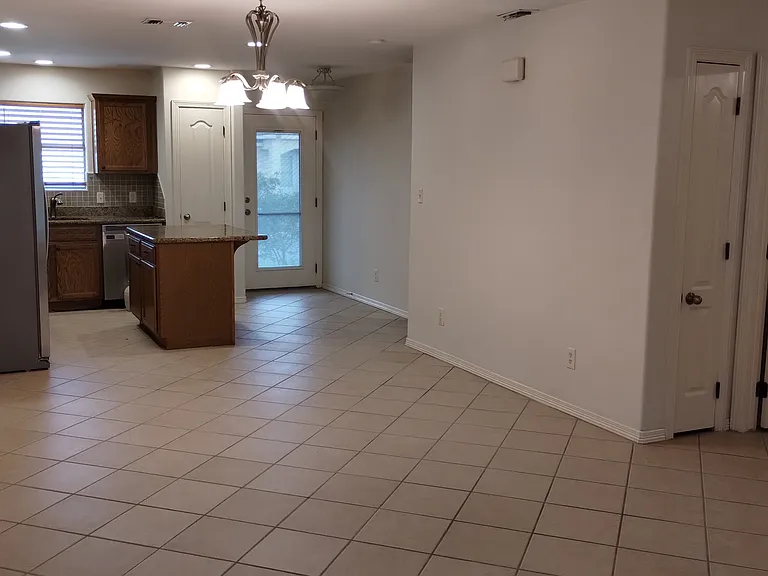 31 Pinehurst Dr — Photo 9