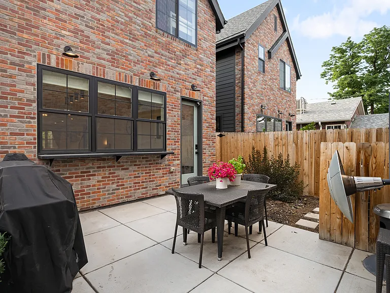 1312 S Grant St — Photo 26