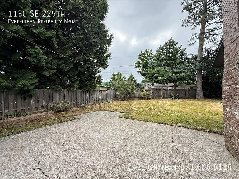 1130 SE 225th Ave — Photo 36