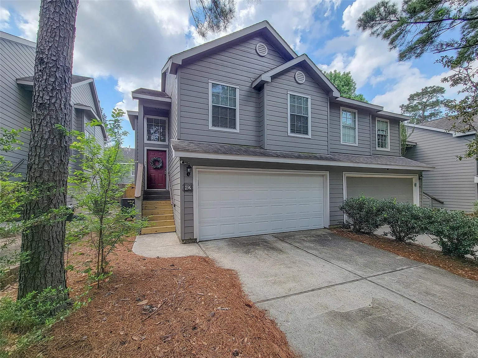 3 bed, 2.5 bath, 1525 sqft, $1,950 — Photo 2
