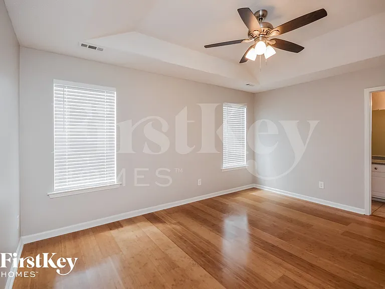 170 Falcon Ridge Dr — Photo 7