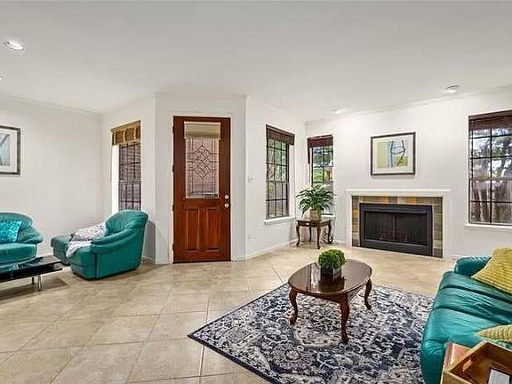 2nd image of 2728 W Holcombe Blvd