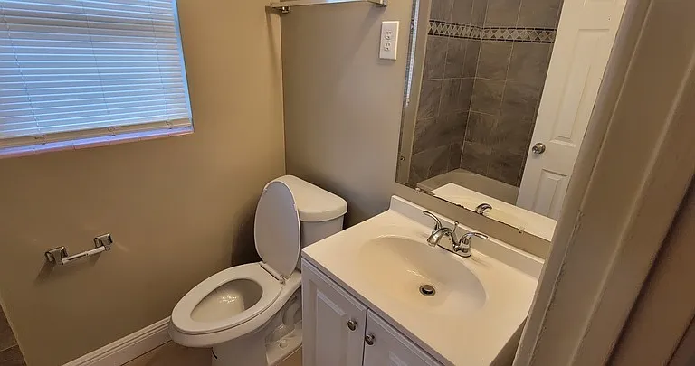6430 Polk St — Photo 12