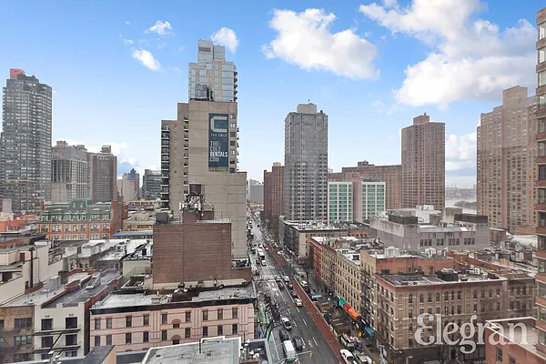 Rented by (Legacy) Elegran | media 8