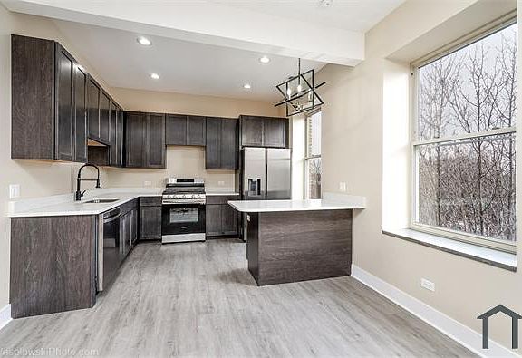 3rd image of 1220 S Christiana Ave #3