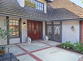 1542 Loma Verde Ln, Santa Ana, CA 92705