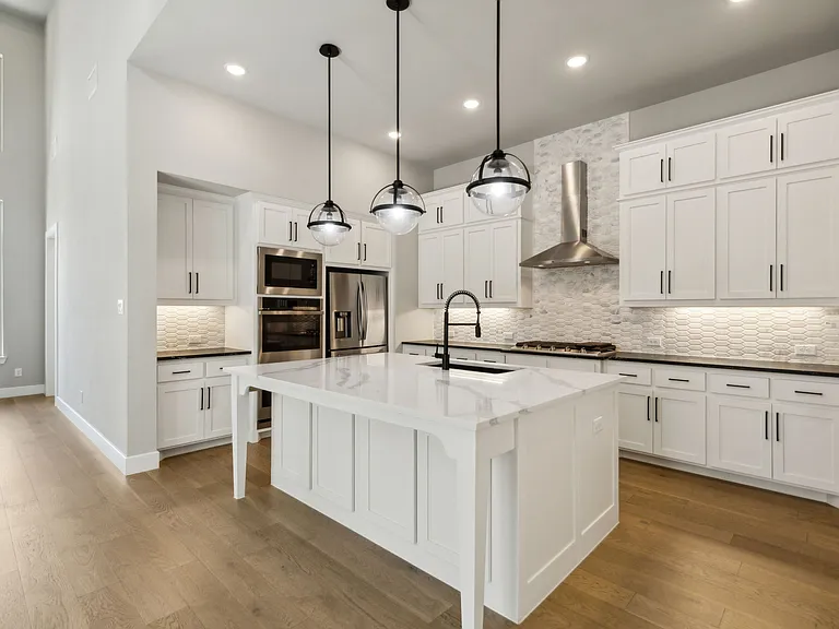 4131 Sandhills Ln — Photo 10