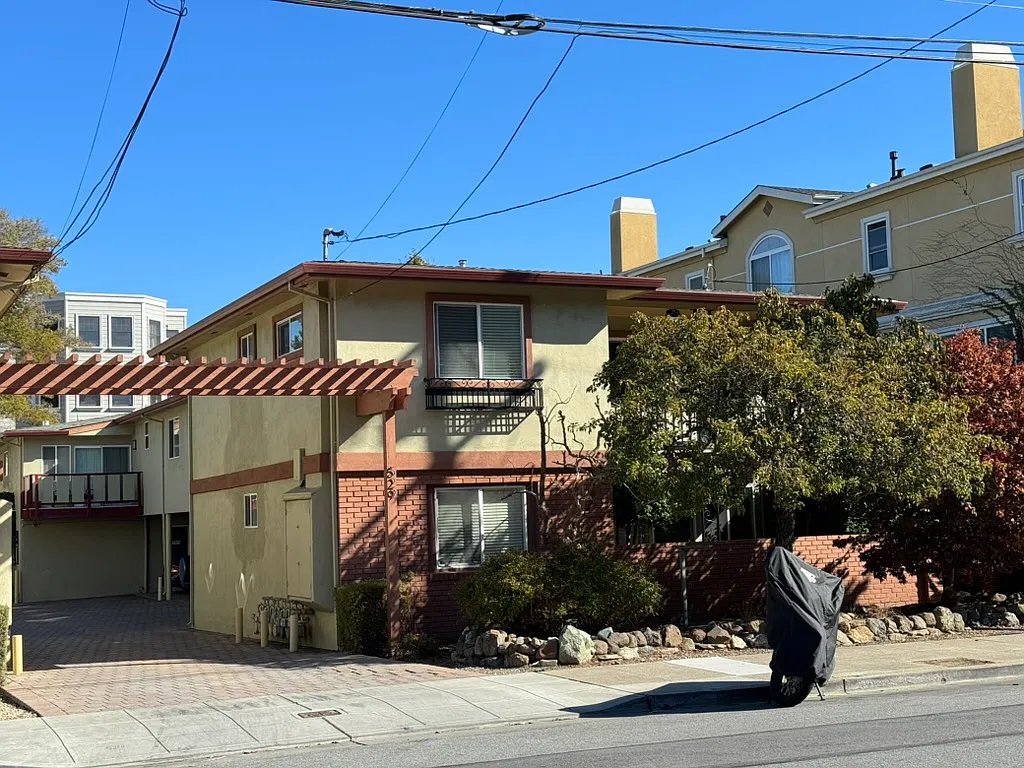 1 bed, 675 sqft, $3,100 — Photo 1