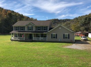 1730 Crossroads Rd, Fairview, WV 26570