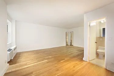 Rented by Manhattan Skyline