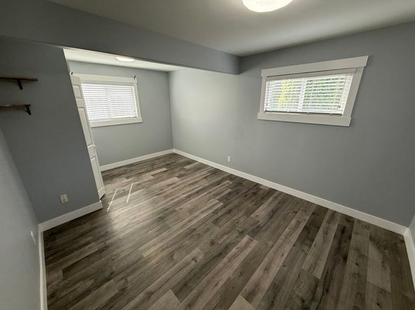 2 bedroom rental in Abbotsford — photo 10