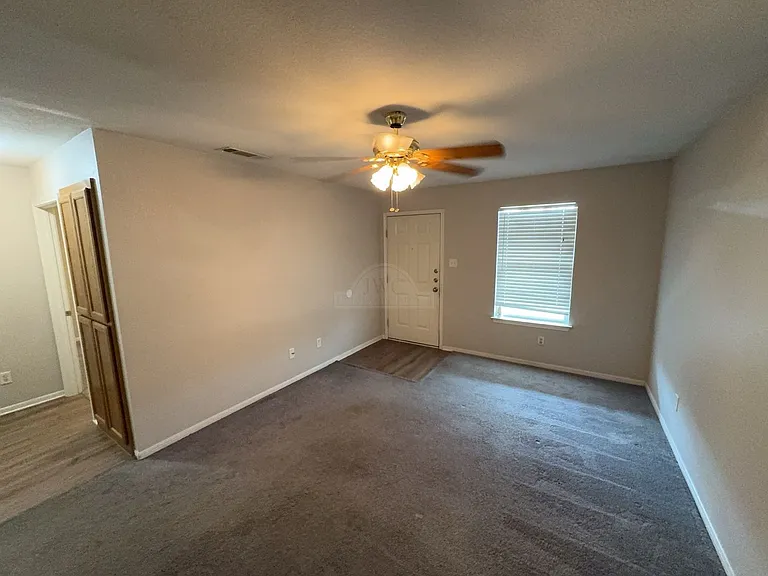 601 N Main St, Copperas Cove — Photo 5