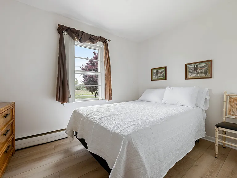 10359 Harrison Rd — Photo 3