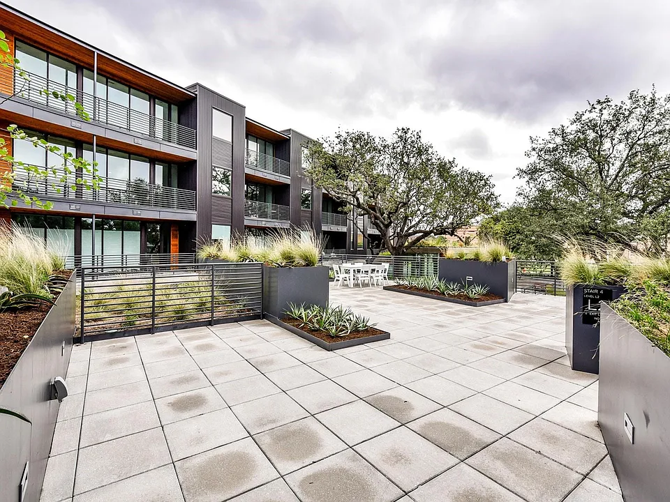 900 S 1st St #307