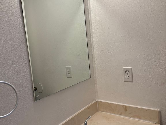 5th image of 51 W Delano St APT 308