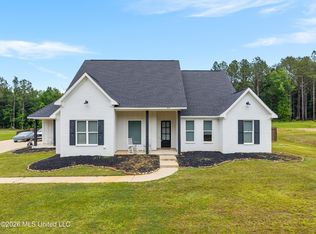 1652 Old Lake Rd, Brandon, MS 39042