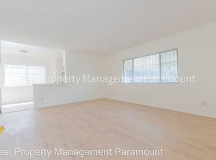 3421 Hyde Park Blvd APT 1, Los Angeles, CA 90043