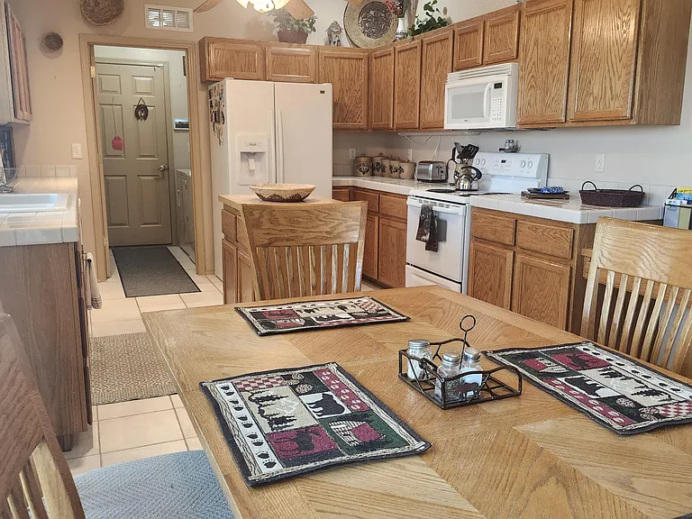 3048 Mirage Dr — Photo 11