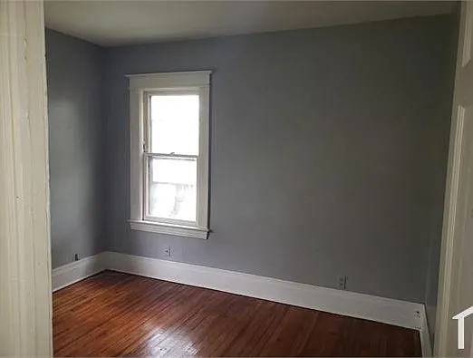 264 Avenue C — Photo 8