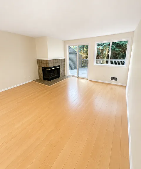 9639 NE 121st Ln — Photo 9