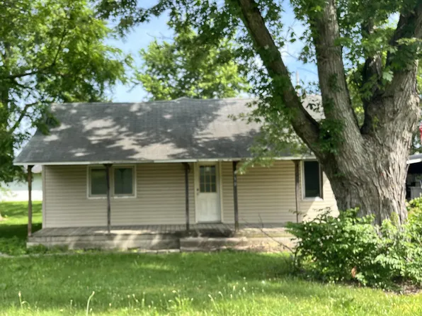 9508 W Arch St, Yorktown, IN 47396