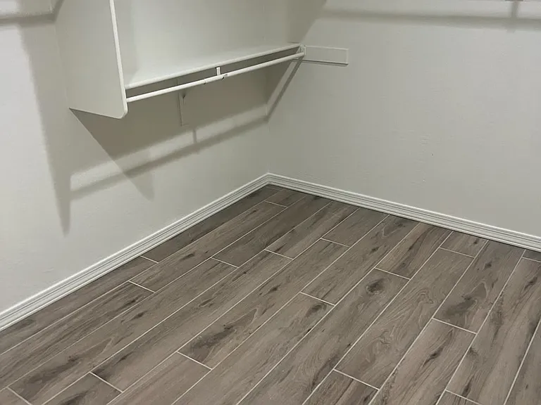 7224 S 33rd Ln — Photo 22