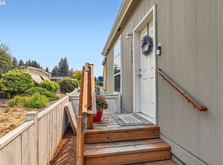 11612 SW Royal Villa Dr, Tigard, OR