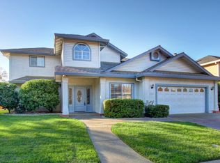 4710 Hardcastle Ln, Carmichael, CA 95608