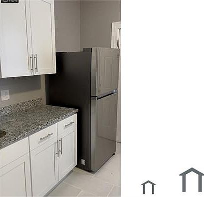 2nd image of 7517 S Yale Ave #1W