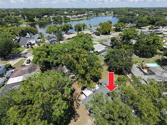 3rd image of 8428 BARK COURT
