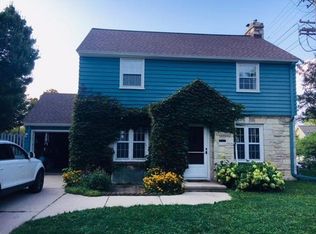 2502 Chamberlain Ave, Madison, WI 53705