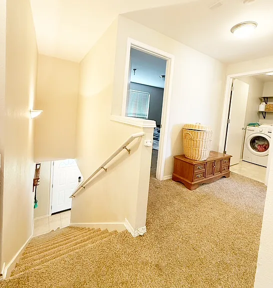 2988 NE Loyola St — Photo 17