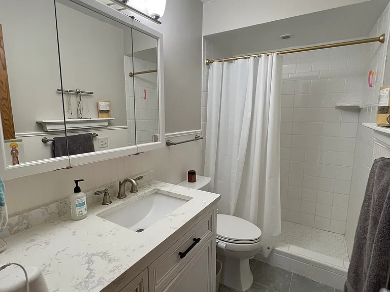 5725 Blake Rd S #104 — Photo 15