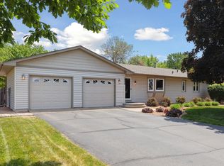 3900 Palisade Way, Eagan, MN 55122