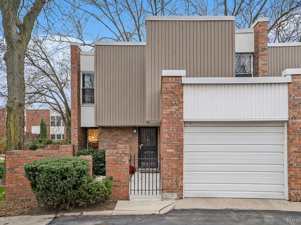 2059 Hyde Park Rd, Detroit, MI 48207