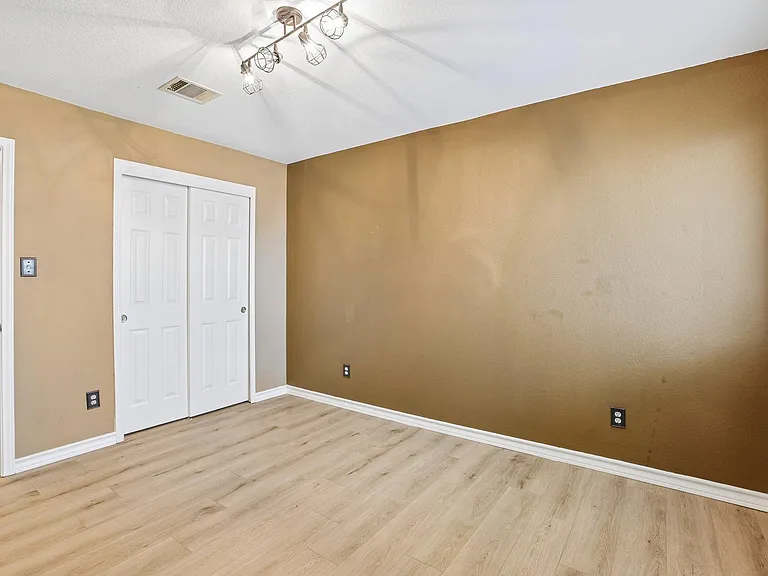 2656 Bradley Ln — Photo 26
